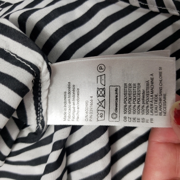 H&M sheer black and white striped top women's size 6 - Picture 6 of 9
